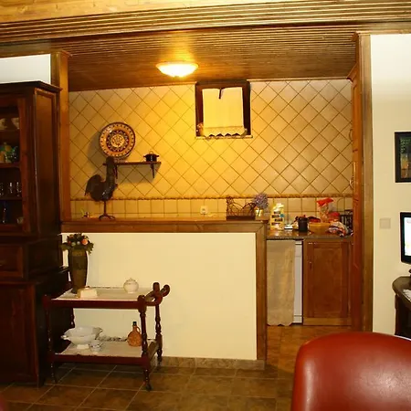 Gospodarstwo wiejskie Ninho Do Melro -